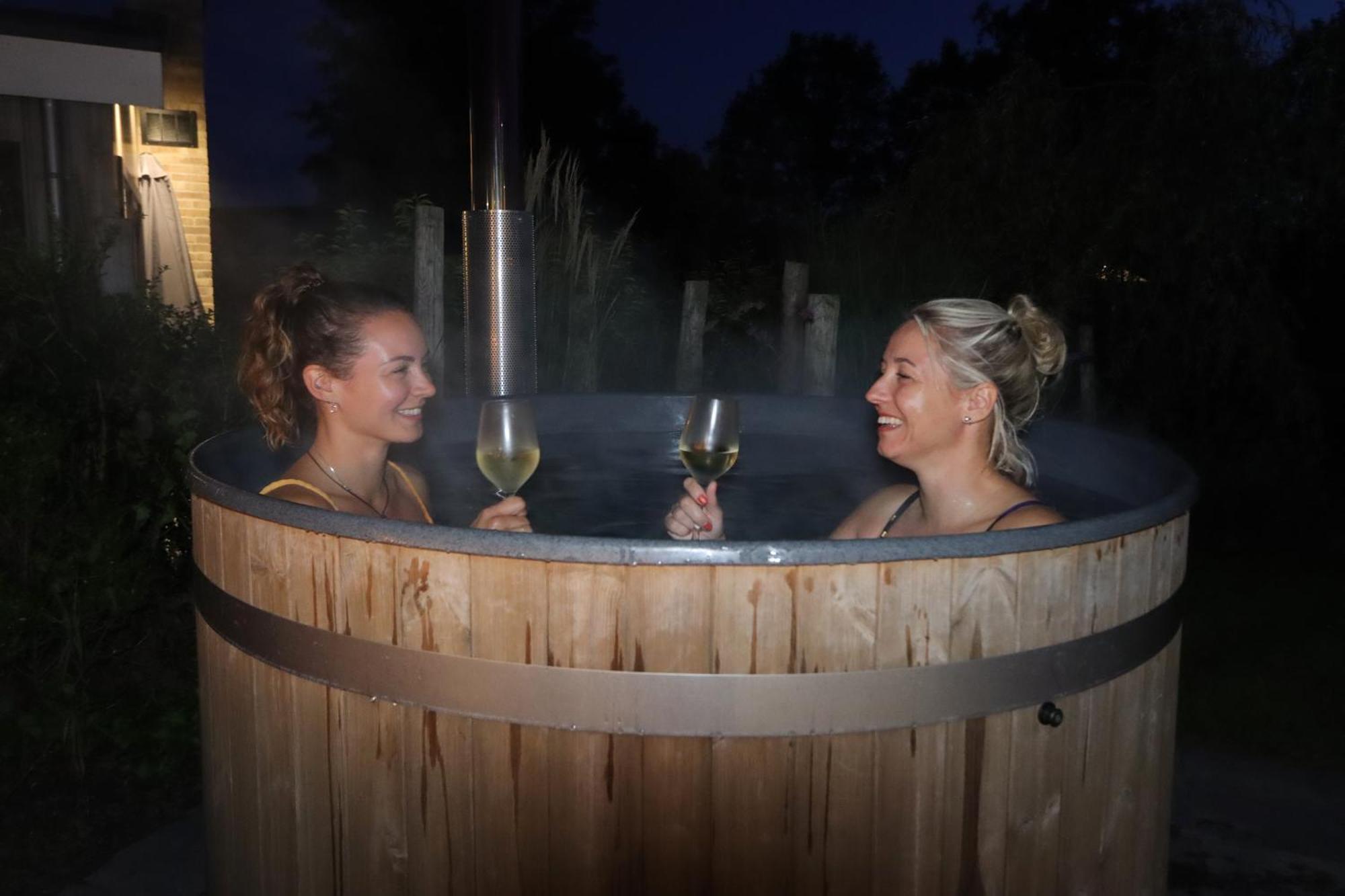 Wellness Chalet Veluwemeer Biddinghuizen Exteriér fotografie